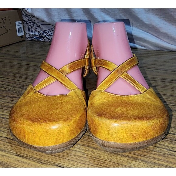 JAFA #105 7.5 Mustard Yellow Handmade Distressed Leather Slingback Flat Loafers - Picture 3 of 14